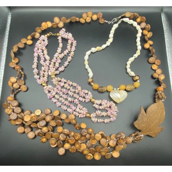 Vintage Lot of 3 Boho Natural Necklaces Shell Wood Seed Coconut Leaf Pendant - Picture 1 of 15